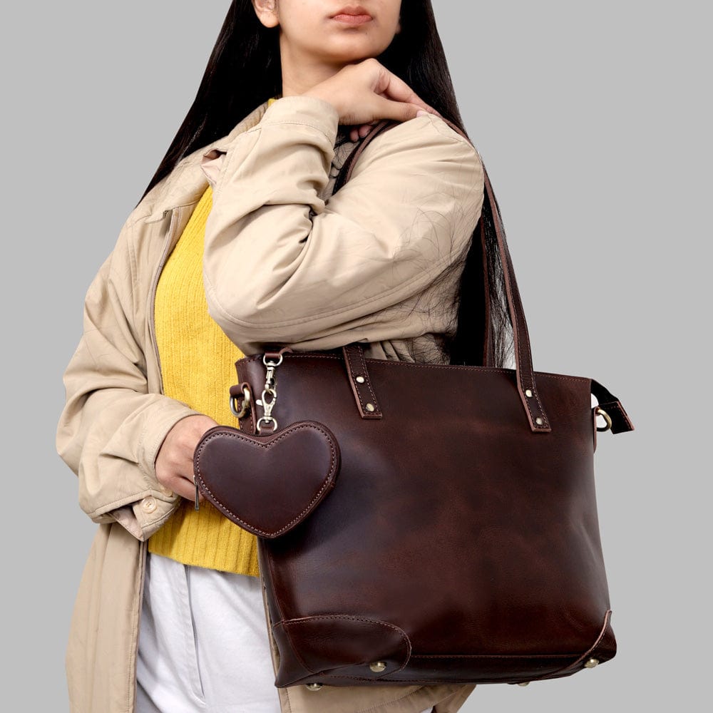 💝Vintage Eva Leather Tote + Heart Wristlet